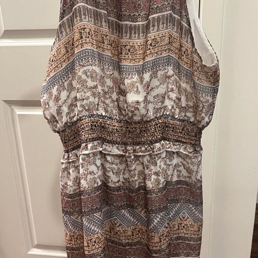 Versona June & Hudson NWT
Women's multi Dress (XL)